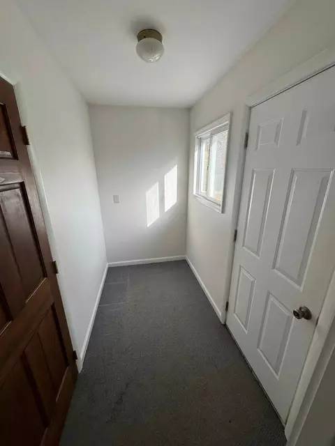 Entry Way - 25 E Cuyuga Dr, Powell, OH 43065 photo 2 of 2