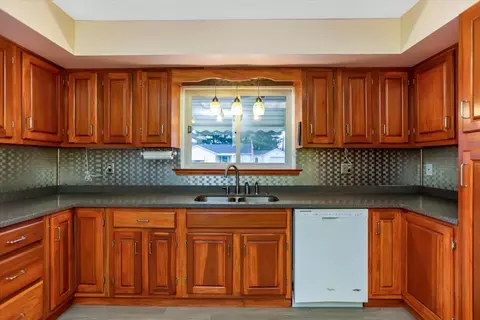 113 Dennison St, Hebron, OH 43025 photo 16