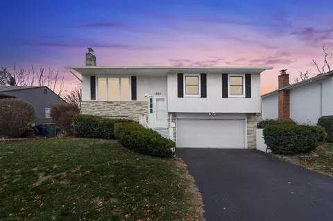 1280 Cranwood Sq N, Columbus, OH 43229