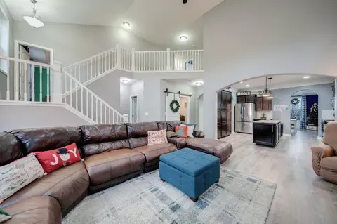 Entry Way - 5610 Freedom Run, Orient, OH 43146 photo 5 of 9