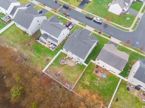 View/Area - 5610 Freedom Run, Orient, OH 43146 photo 3 of 15