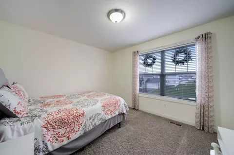 Bedroom - 5610 Freedom Run, Orient, OH 43146 photo 7 of 7