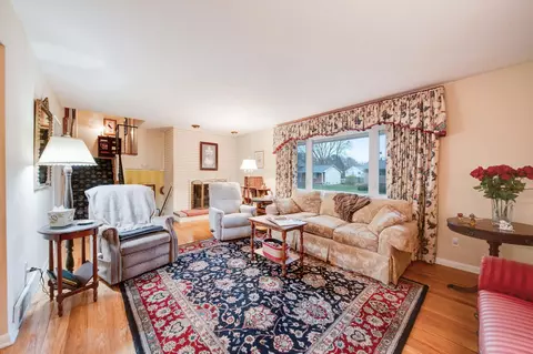 1409 Devonhurst Dr, Columbus, OH 43232 photo 14