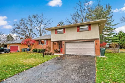1409 Devonhurst Dr, Columbus, OH 43232 photo 2
