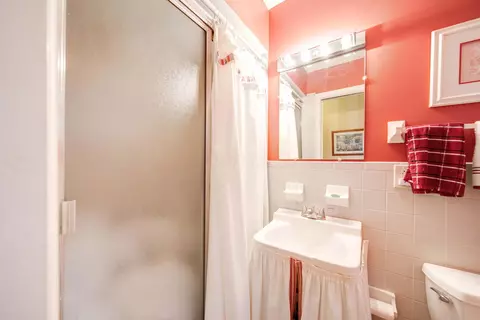 1409 Devonhurst Dr, Columbus, OH 43232 photo 32