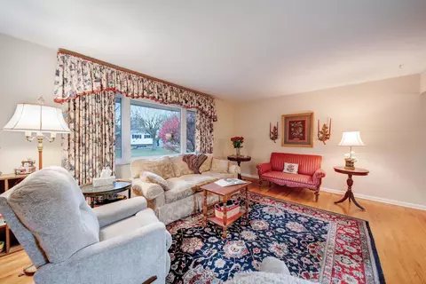 1409 Devonhurst Dr, Columbus, OH 43232 photo 16