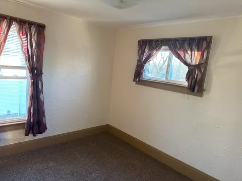 Bedroom - 981 Davids St, Marion, OH 43302 photo 3 of 3
