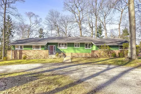 801 Club Dr, Mount Vernon, OH 43050