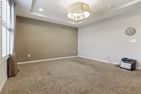 Living - 2166 Lavender St, Lancaster, OH 43130 photo 4 of 4