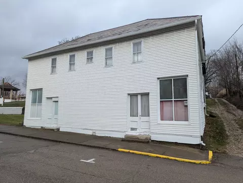 121 Main St, Shawnee, OH 43782