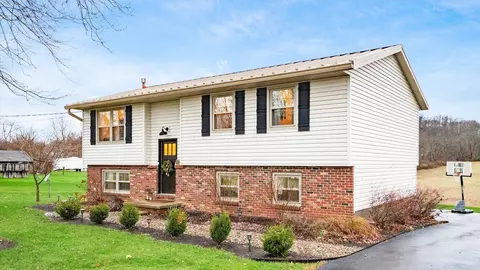 12261 Bolen Rd NE, Newark, OH 43055