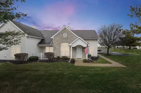 1312 Stratford Ct, Circleville, OH 43113