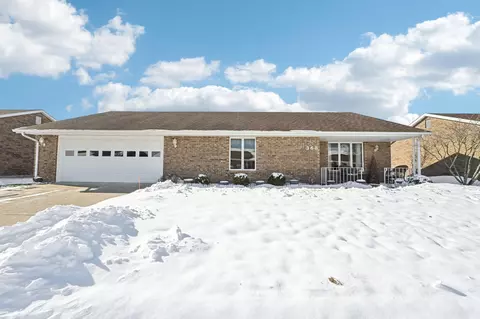 368 Harrington Dr, London, OH 43140