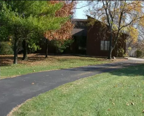 8559 Olde Worthington Rd, Westerville, OH 43082