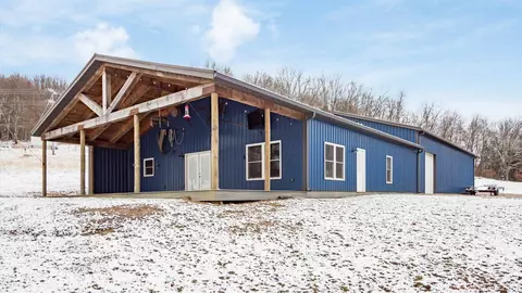 3095 Briarcliff Rd NE, Nashport, OH 43830