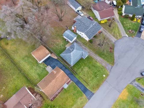 View/Area - 1292 Eckley Dr, Marion, OH 43302 photo 3 of 5