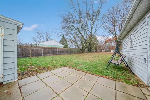 Exterior - 1292 Eckley Dr, Marion, OH 43302 photo 6 of 11