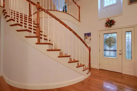 Entry Way - 103 Sheward Rd, Jackson, OH 45640 photo 2 of 5