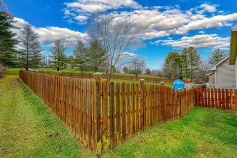 Exterior - 103 Sheward Rd, Jackson, OH 45640 photo 9 of 12