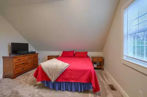 Bedroom - 103 Sheward Rd, Jackson, OH 45640 photo 6 of 6