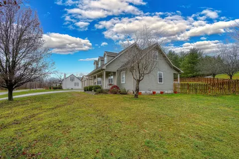 Exterior - 103 Sheward Rd, Jackson, OH 45640 photo 3 of 12