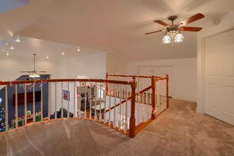 Entry Way - 103 Sheward Rd, Jackson, OH 45640 photo 4 of 5