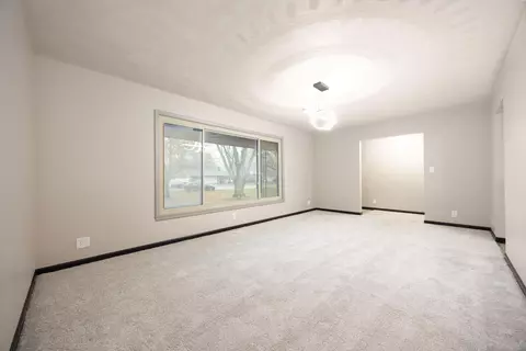 556 Siesta Dr, Marion, OH 43302 photo 7