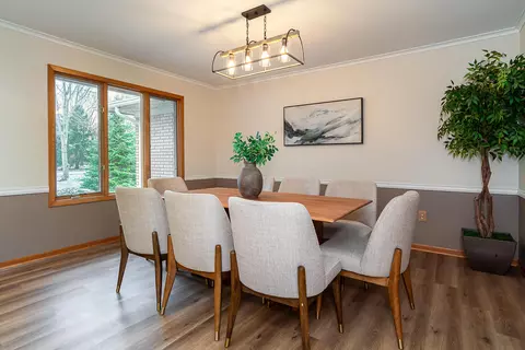 Dining - 2210 Carriage Rd, Powell, OH 43065 photo 1 of 3