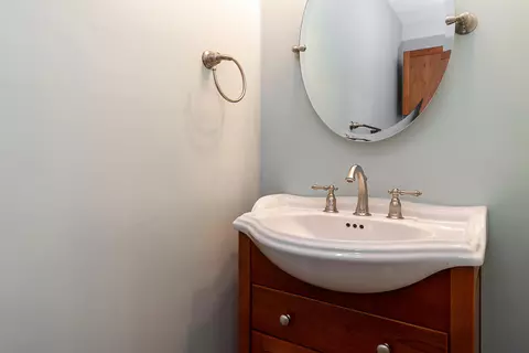 Bath - 2210 Carriage Rd, Powell, OH 43065 photo 1 of 5