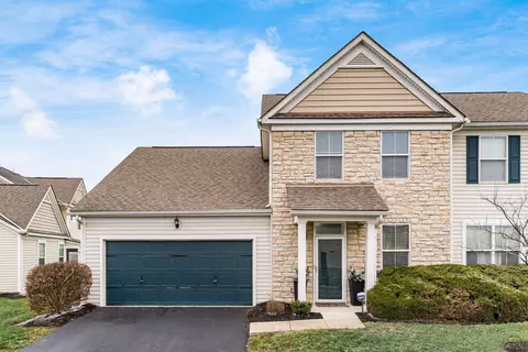 4331 Club Trail Ln #28, Grove City, OH 43123