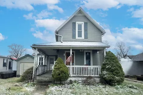 902 W Burgess St, Mount Vernon, OH 43050