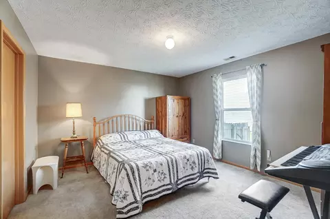 6096 Nasby Dr, Galloway, OH 43119 photo 17
