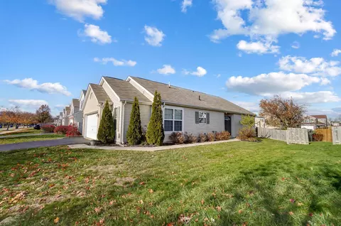 6096 Nasby Dr, Galloway, OH 43119 photo 2