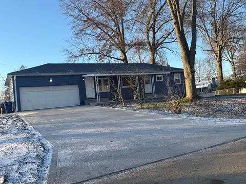 2217 Strimple Ave, Columbus, OH 43229