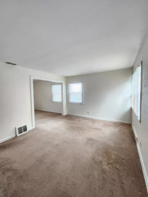 318 Muth Rd, Mansfield, OH 44903 photo 2
