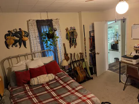 Bedroom - 136 Hayward St, Circleville, OH 43113 photo 6 of 7