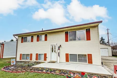 620 London Rd, West Jefferson, OH 43162