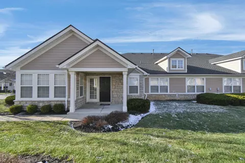 7963 Ravine Run Ln, Columbus, OH 43235