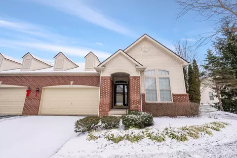 5453 Grand Ridge Dr, Galena, OH 43021
