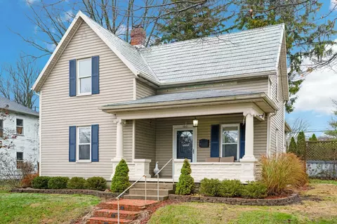 160 N Madison Rd, London, OH 43140
