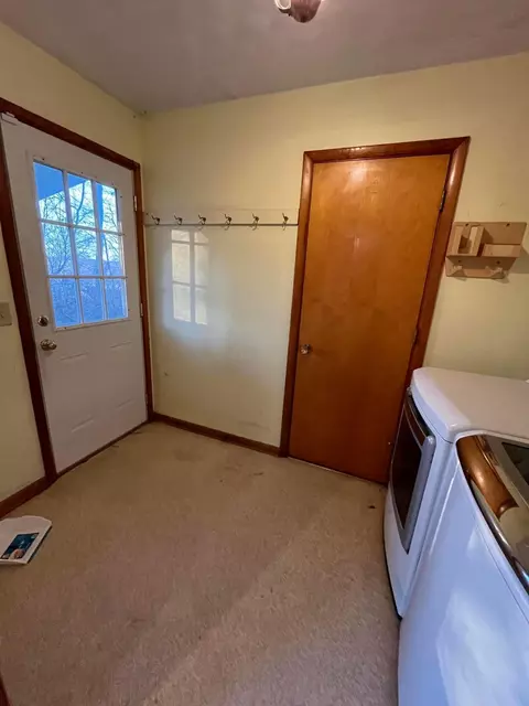 898 Hazel Ave, Heath, OH 43056 photo 10