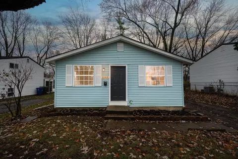 2143 Hampstead Dr, Columbus, OH 43229