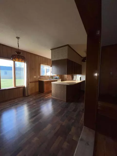 37056 Hocking Dr, Logan, OH 43138 photo 10