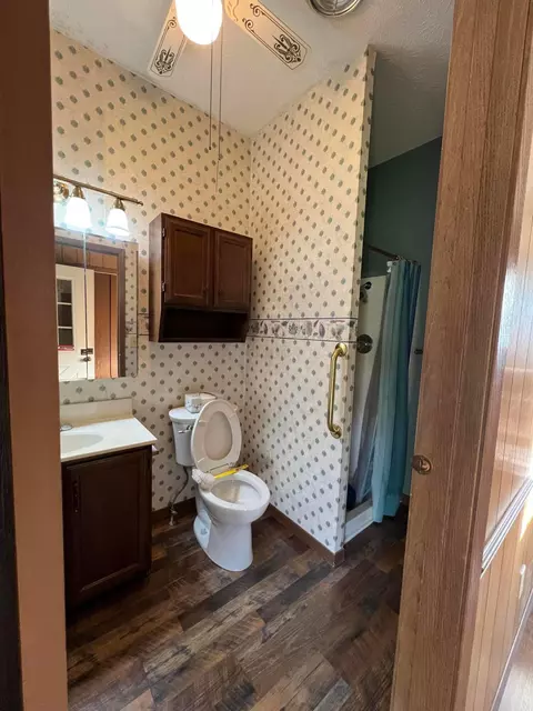 37056 Hocking Dr, Logan, OH 43138 photo 8
