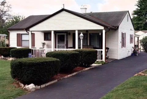 239 Santa Maria Ln, Columbus, OH 43213