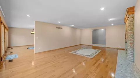 546 Twitchell Rd, Mansfield, OH 44903 photo 3