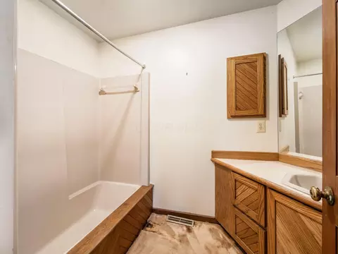 Bath - 8432 Trails End Dr, Dublin, OH 43016 photo 1 of 6