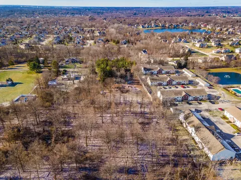View/Area - 8432 Trails End Dr, Dublin, OH 43016 photo 13 of 27