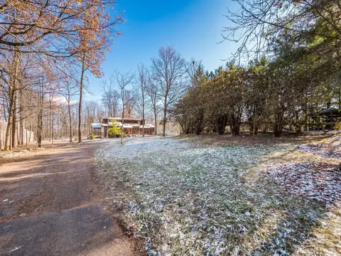 Exterior - 8432 Trails End Dr, Dublin, OH 43016 photo 6 of 22