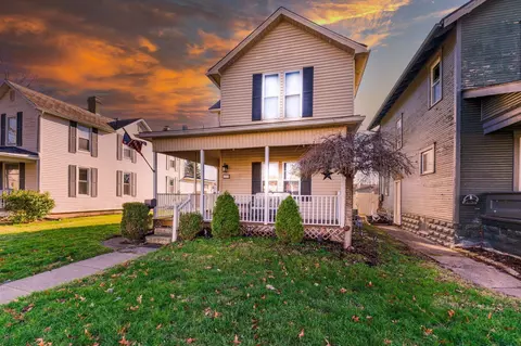 Exterior - 624 E 5th Ave, Lancaster, OH 43130 photo 4 of 13